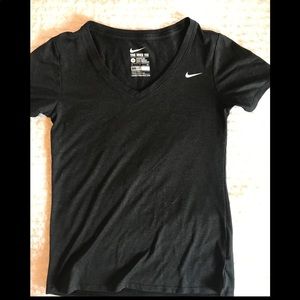 Nike dri fit t-shirt